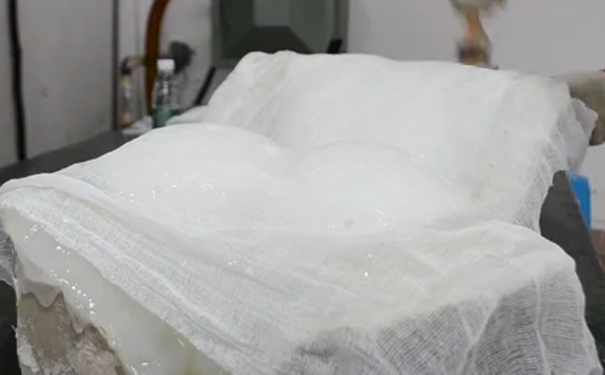 液態硅膠產品變形或縮水該怎么解決 ？